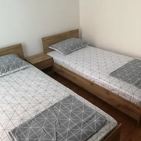 The Seaview Penthouse Complex Karia * קברנה