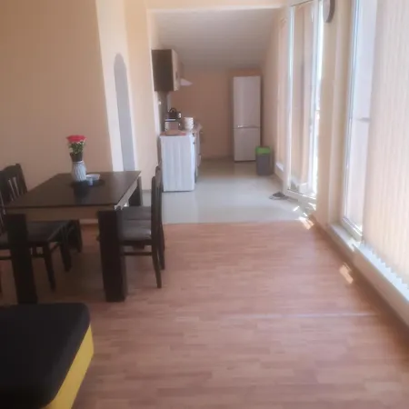 דירה The Seaview Penthouse Complex Karia